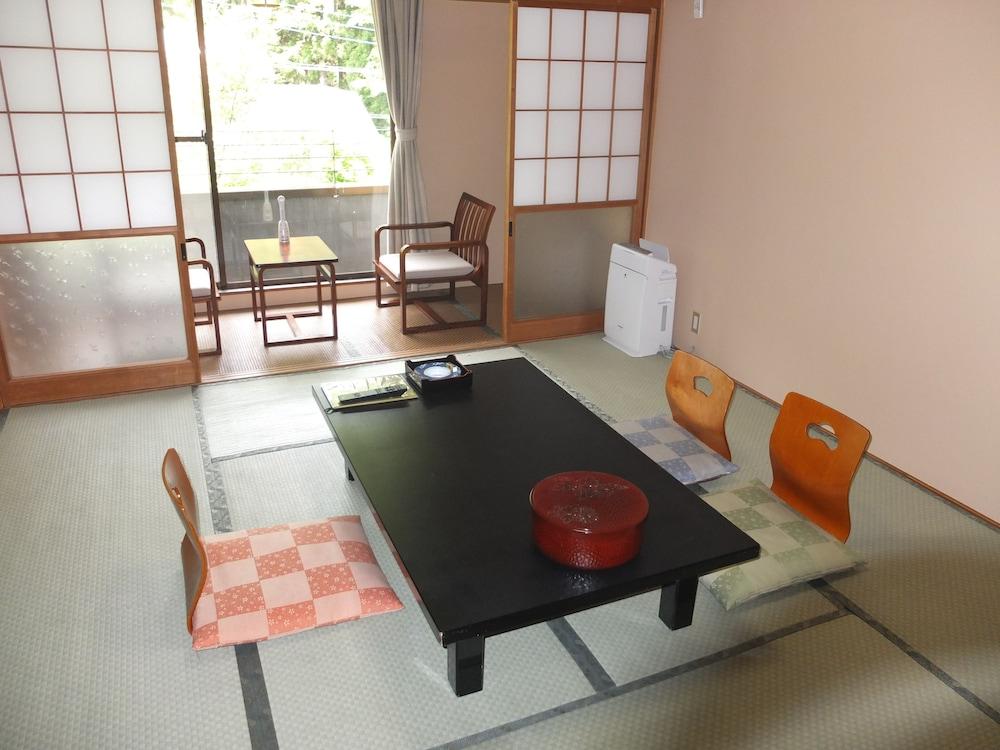Nikko Green Hotel Natsukashiya Fuwari Kültér fotó