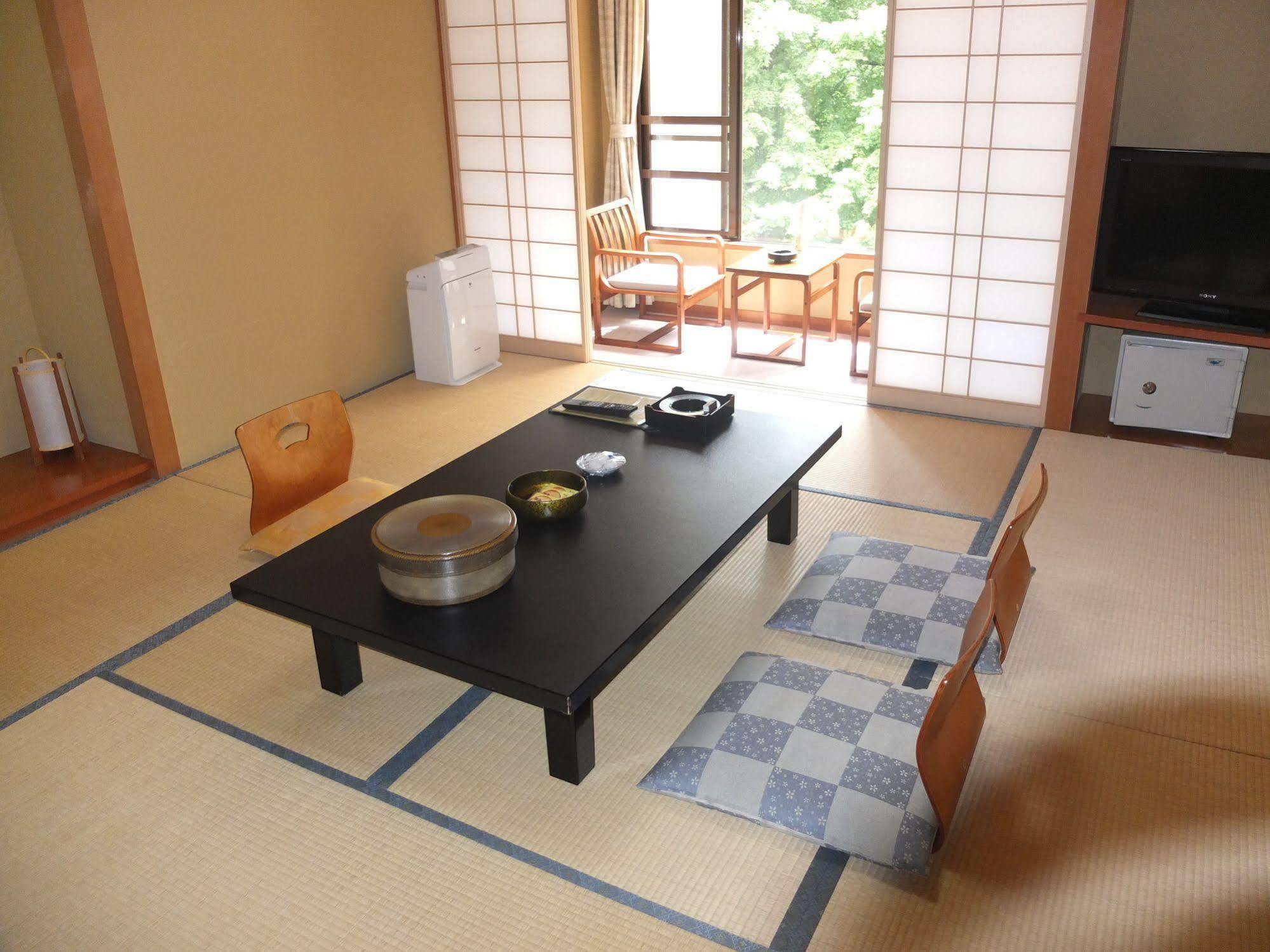 Nikko Green Hotel Natsukashiya Fuwari Kültér fotó
